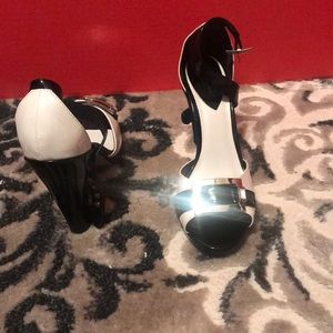 Black and White Pierre Dumas Dress Shoes